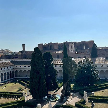 Camera X2 Con Splendida Vista Sulle Terme Di Diocleziano E Sul Chiostro Di Michelangelo Rome Buitenkant foto